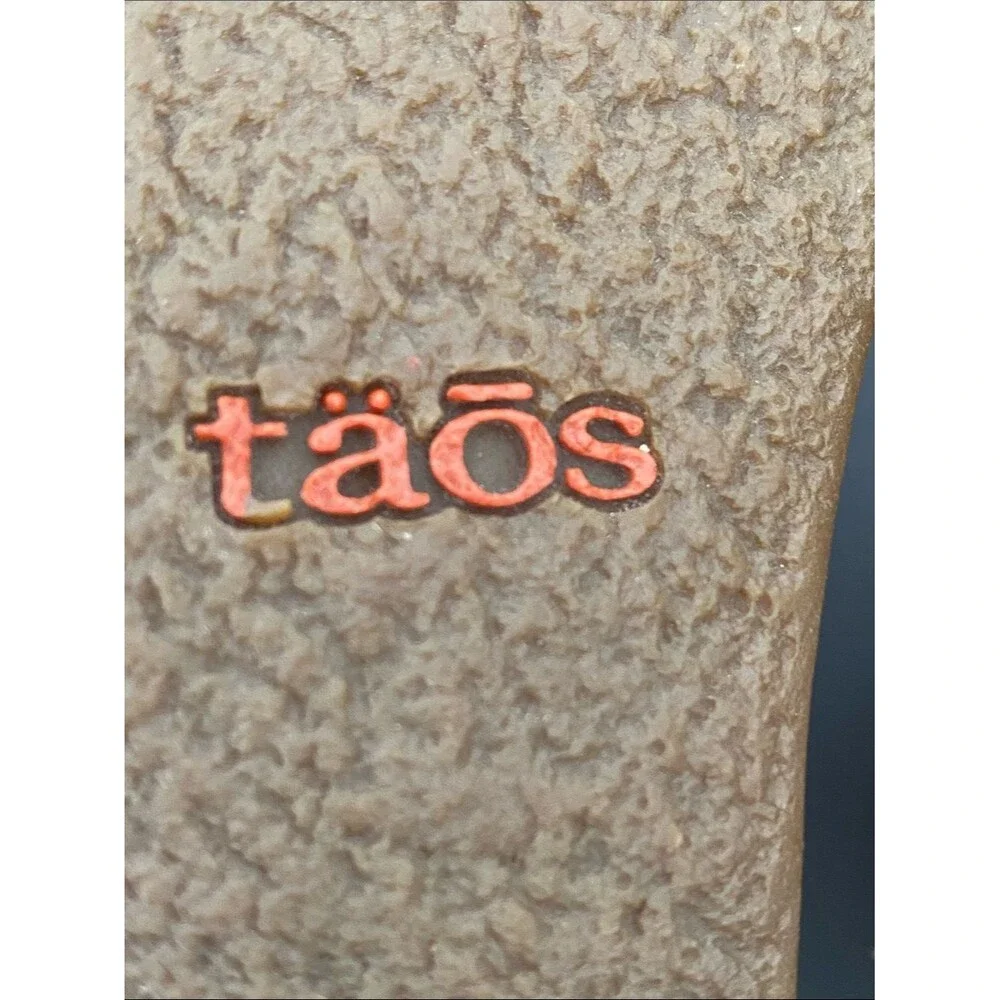 Taos Footwear Taupe Suede Wedge Sandals Hook & Loop 39 /US 8.5 Boho Chic Coastal